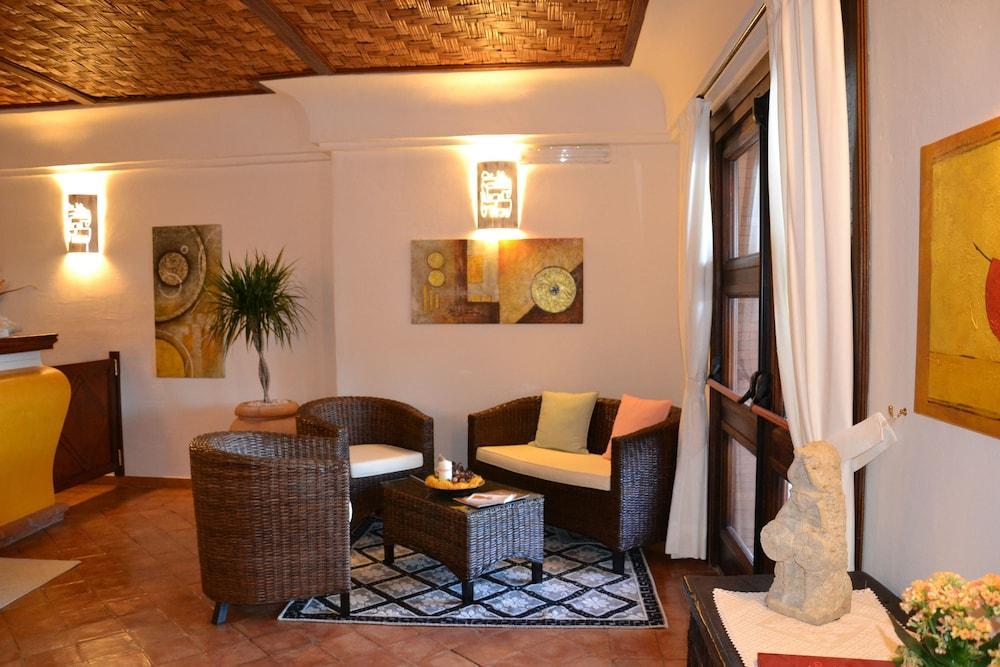 Felix Hotels - Galanias Hotel & Retreat Бари-Сардо Экстерьер фото