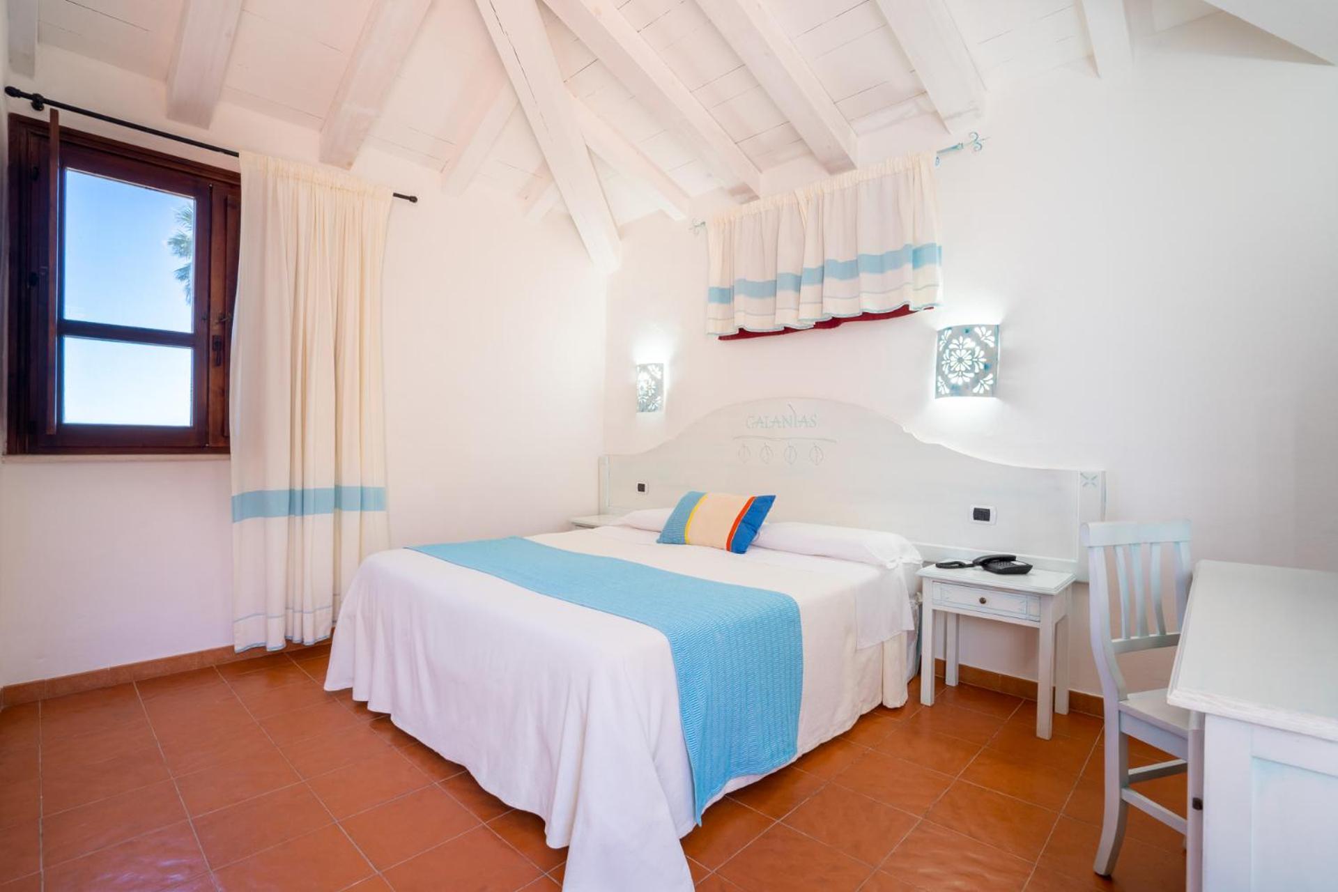Felix Hotels - Galanias Hotel & Retreat Бари-Сардо Экстерьер фото
