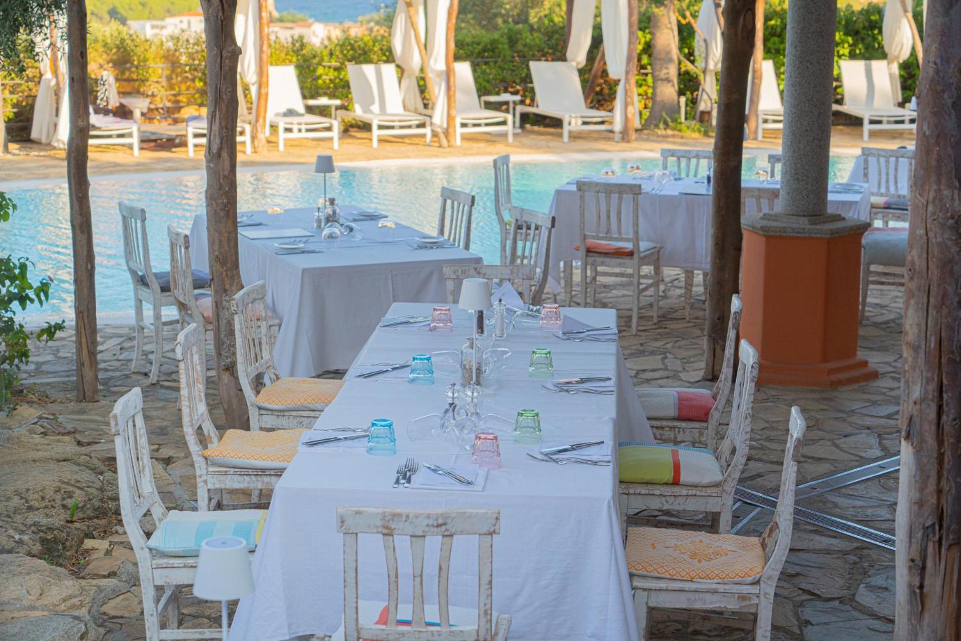 Felix Hotels - Galanias Hotel & Retreat Бари-Сардо Экстерьер фото